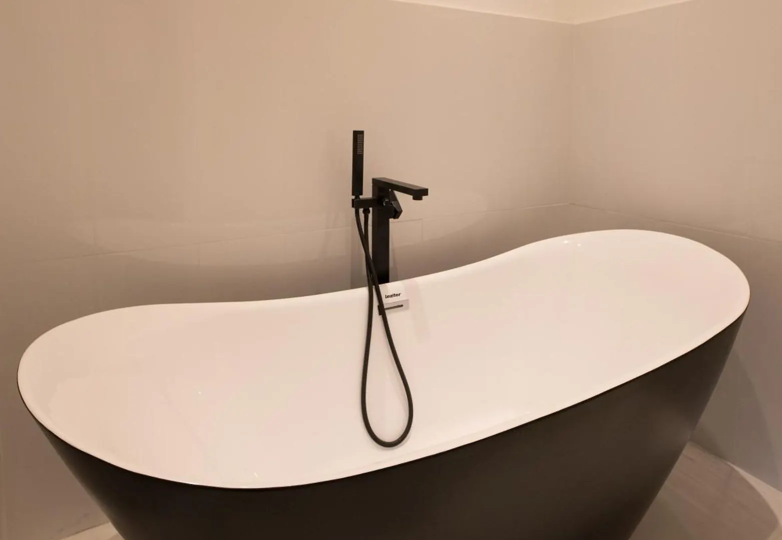 Guest house Wagner Villa 902 With Free Private Parking Budapest