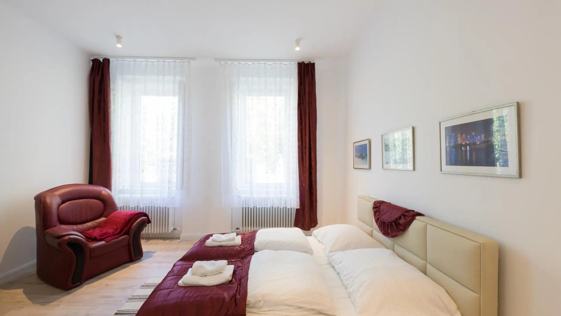 Wagner Villa 902 With Free Private Parking Budapest 0*,  Hungary