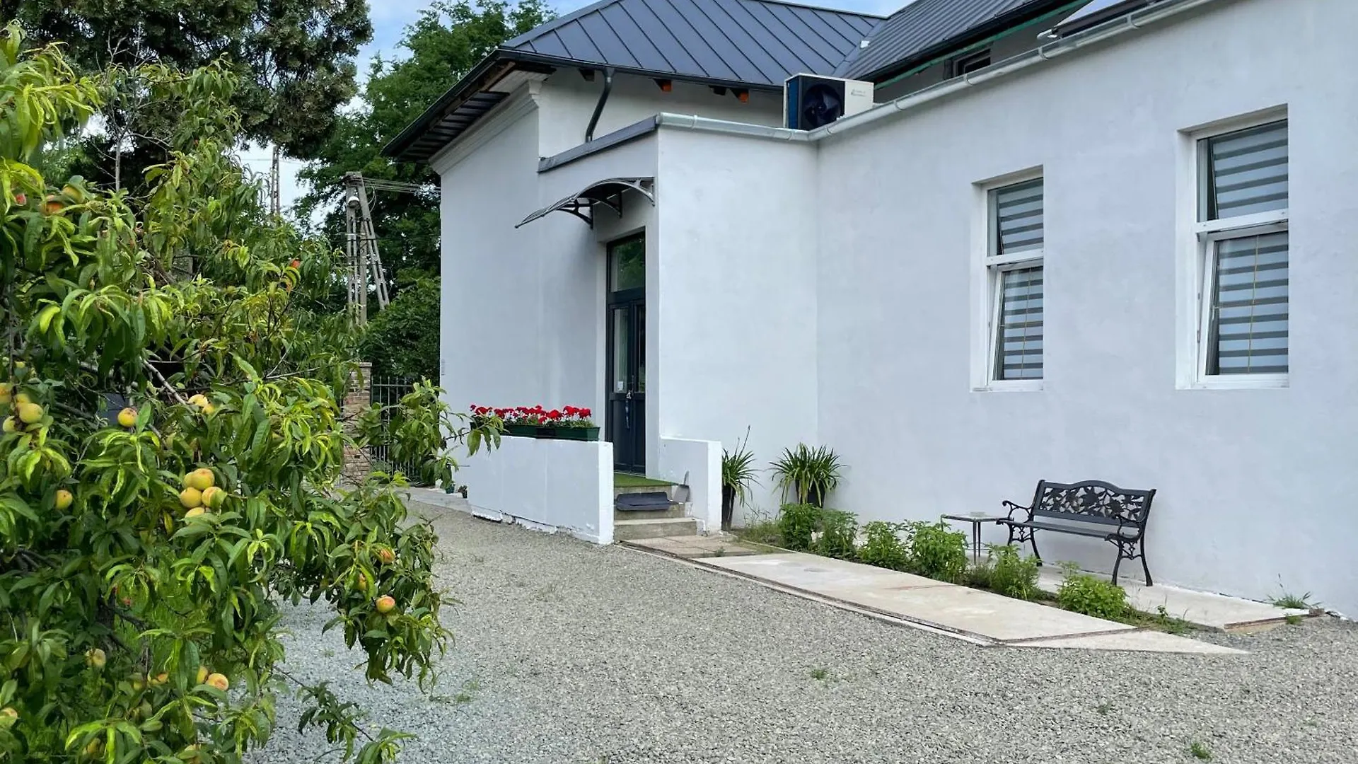 게스트하우스 Wagner Villa 902 With Free Private Parking 부다페스트